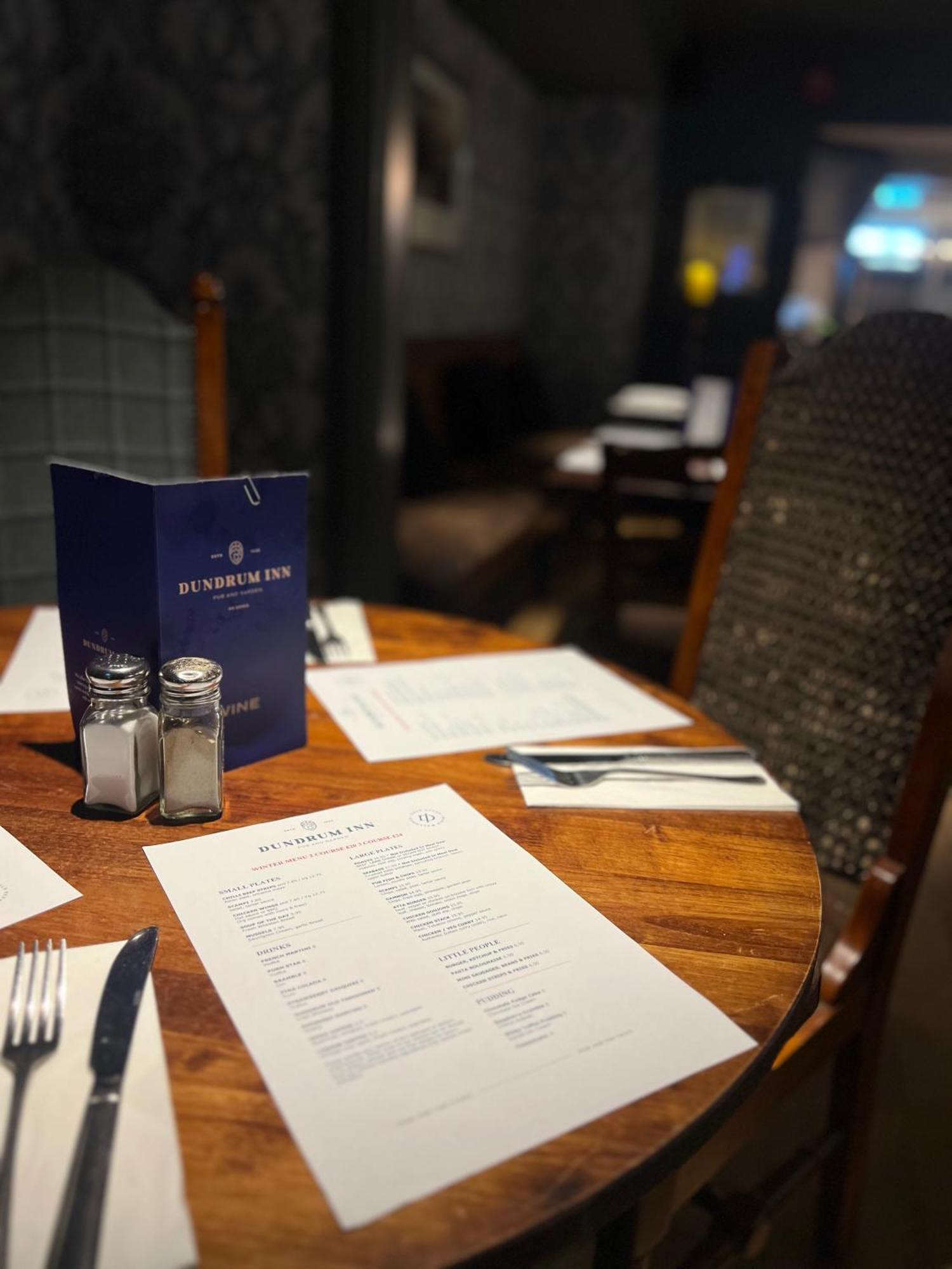 The Dundrum Inn B&B Экстерьер фото