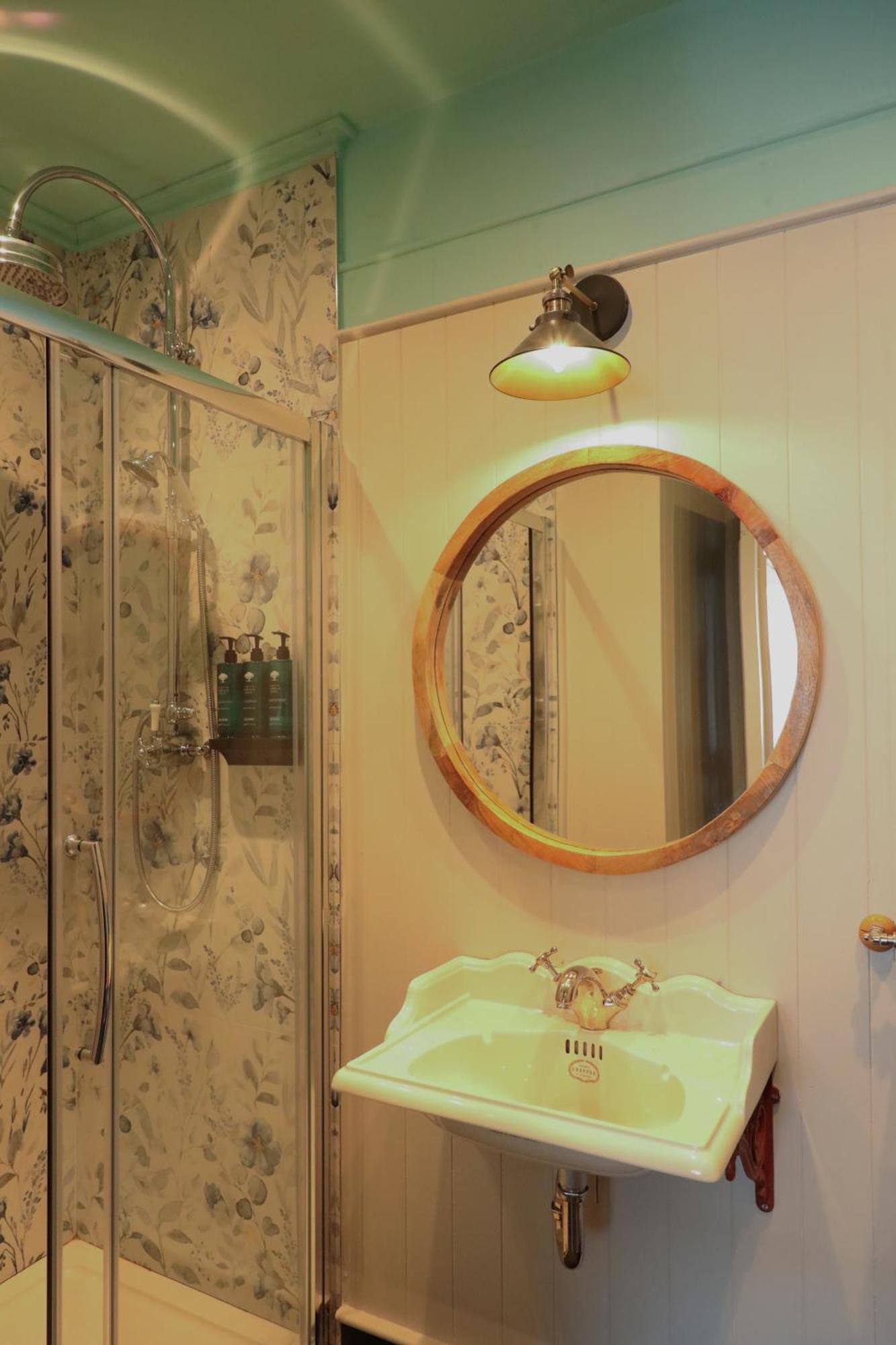 The Dundrum Inn B&B Экстерьер фото